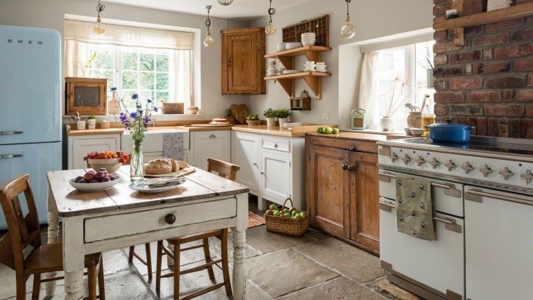 Cottage Kitchen
