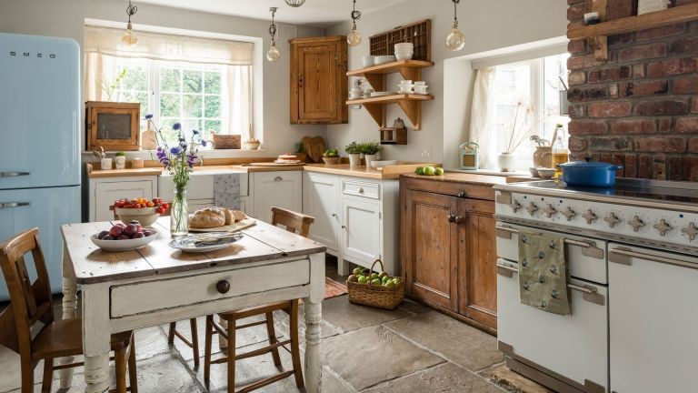 Cottage Kitchen
