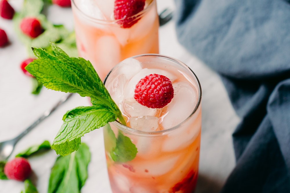 Mint raspberry julep