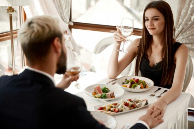 5 Ways Men And Women Date Differently, And First Date Tips For Both 5 Ways Men And Women Date Differently, And First Date Tips For Both